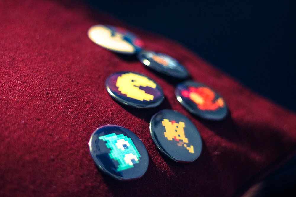 Pin these gaming pin badges on a cushion
