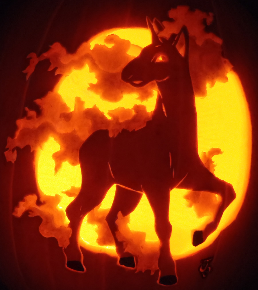 Run, run, run! Rapidash pumpkin design