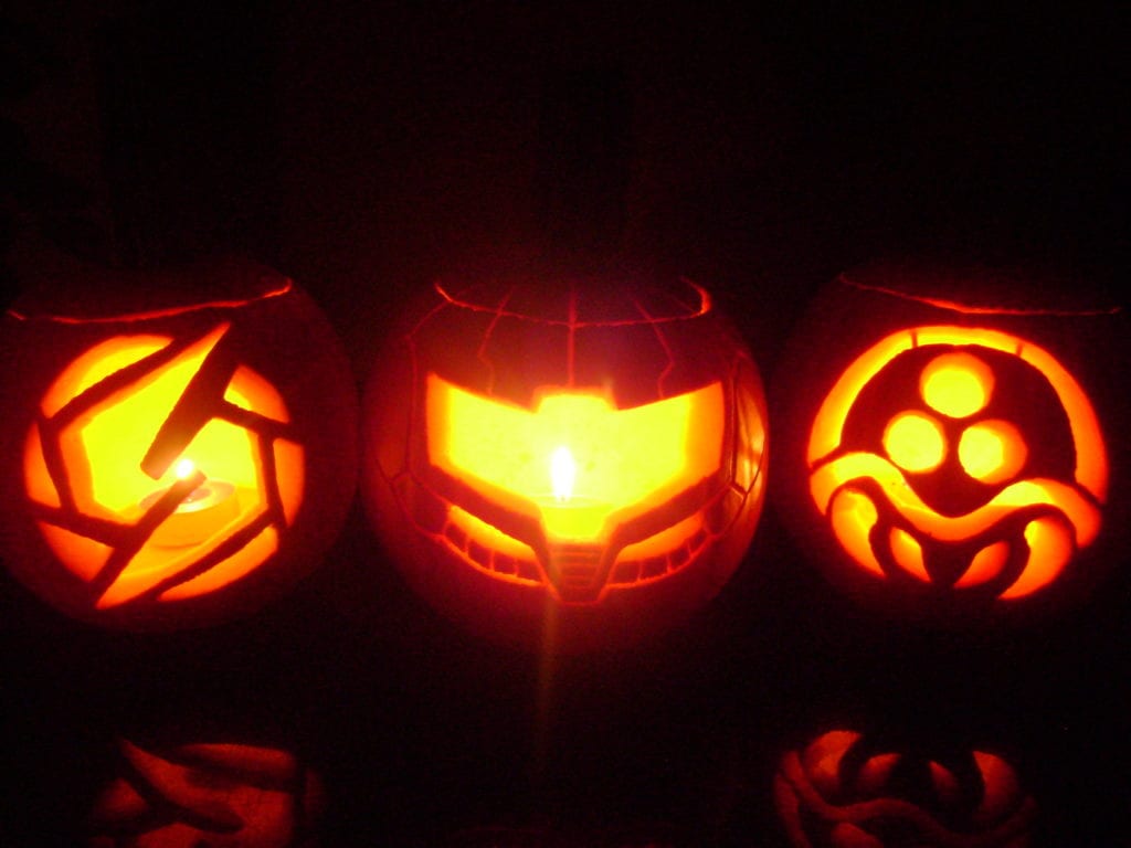 Pumpkins fit for a bounty hunter - Metroid Pumpkins