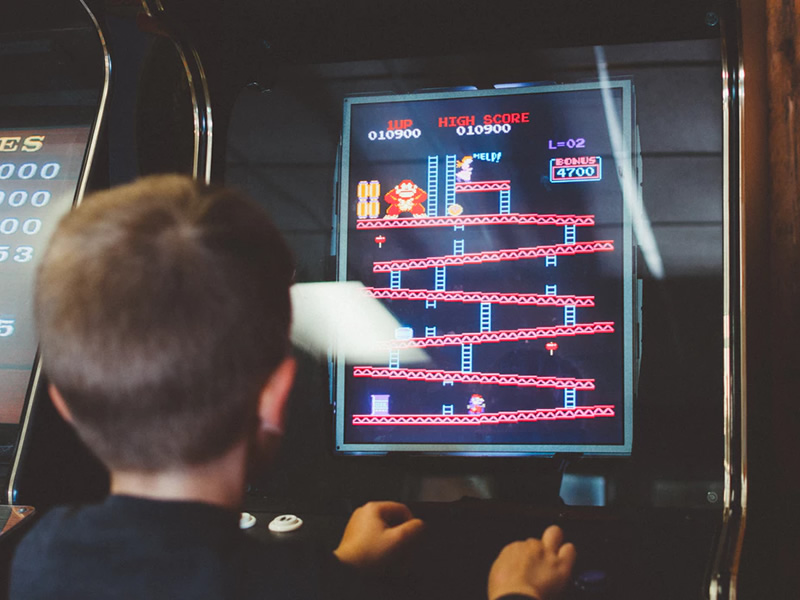 Classic retro arcade gaming from the 80s!